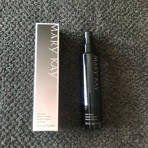 Mk Brush cleanser
